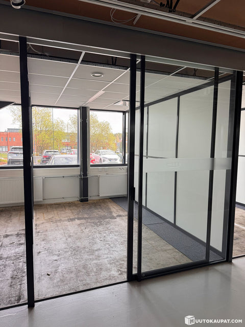 Inlook lasiseinät ja liukuovelliset toimistotilat – 8 kpl