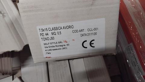 Kiiltävä valkoinen laatta 75x150mm, 7m2 erä