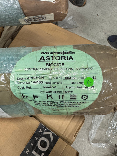 Musta tehostetapetti 130cm x 12m, 13m²/rulla