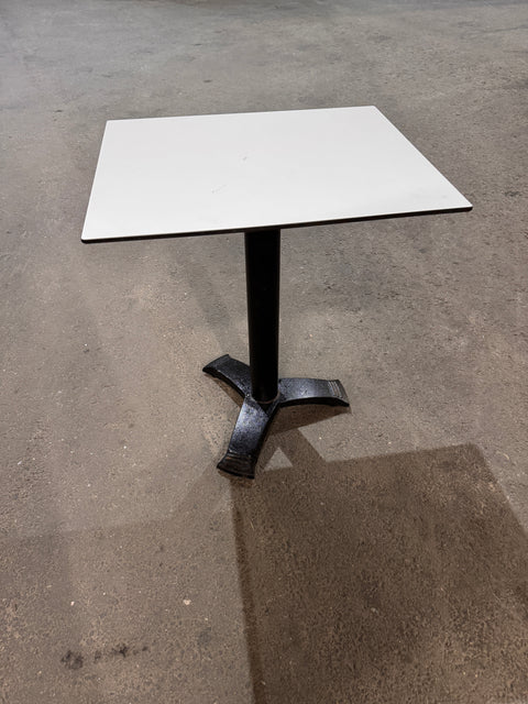 Bistropöytä valkoinen 50x60cm