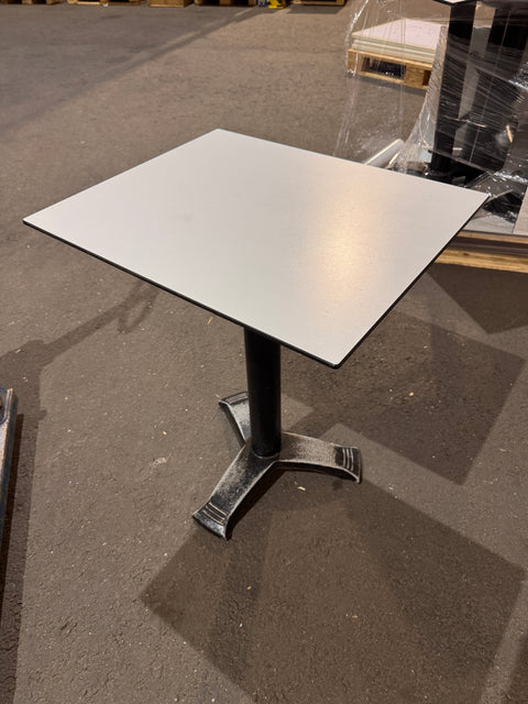Bistropöytä valkoinen 50x60cm