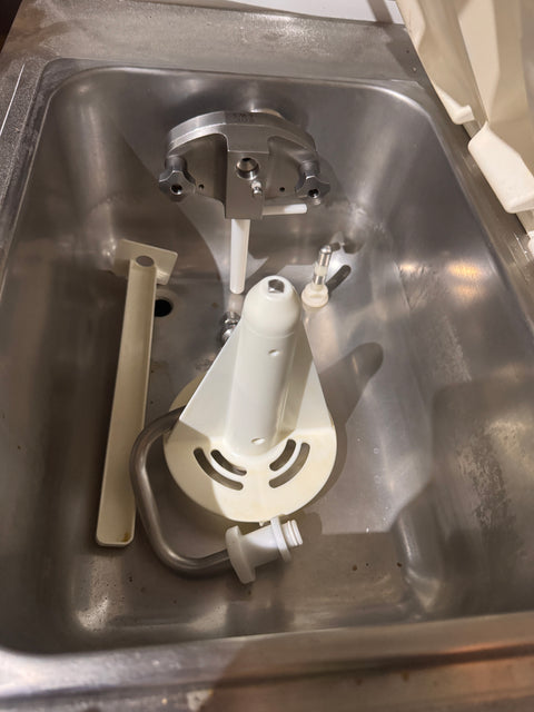 Carpigiani 241 pehmytjäätelölaite, vm. 2020