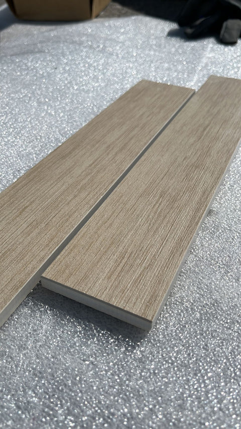 Lattia-/seinälaatta 70x370x10mm, 0,5m2