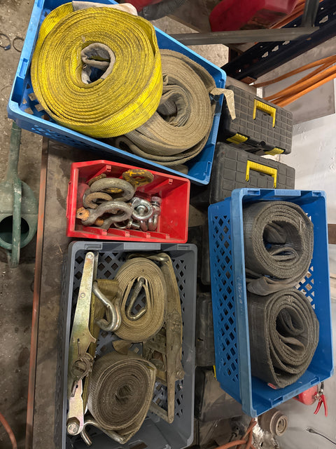 Erä liinoja ja räikkiä