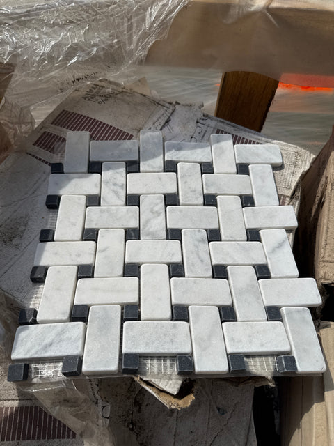 Mosaiikki vaalea tummilla kivillä, 300x300x10mm, 8m2 erä