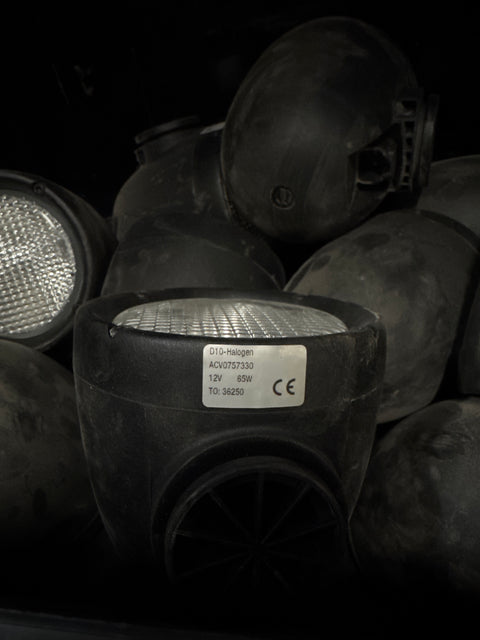 Erä lisävaloja (ei tietoa toimivuudesta)