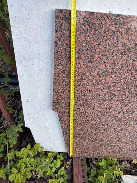 Graniittitaso sileäpintanen reunat käsitelty 76x147x1,5cm