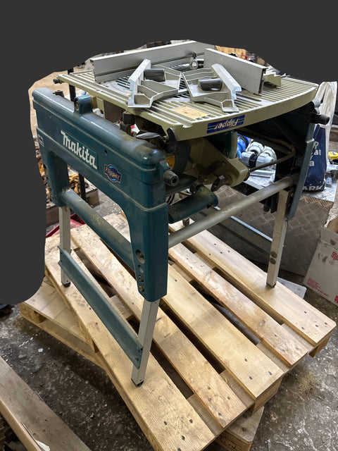 Makita kääntöpöytäsirkeli