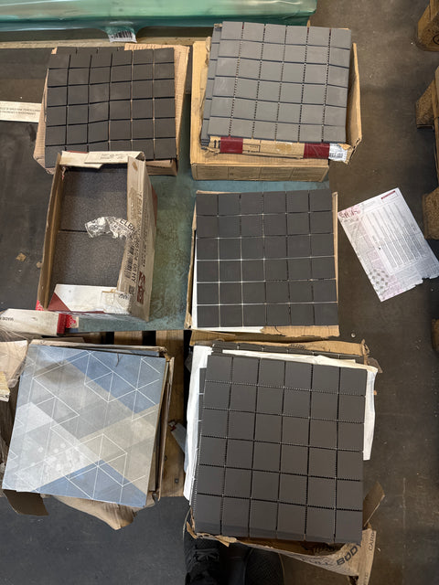 Tumma mosaiikki sileä 300x300x6mm, useaa sävyä