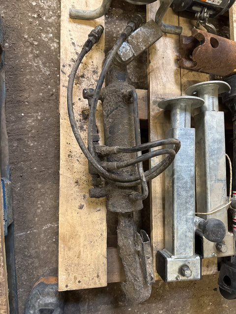 Traktorin työntövarsi