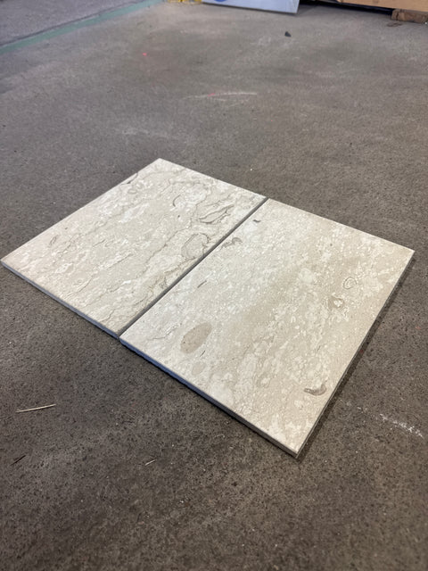 Vaalea marmorilaatta matta 300x200x8mm, 4,2m2 erä