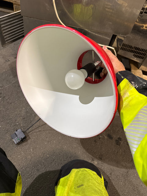 Valaisin pun halk 30cm 4kpl erä