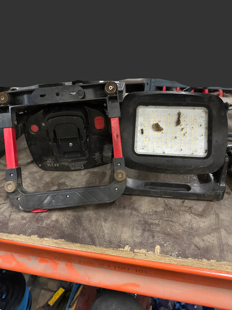 Akkukäyttöinen ledvalaisin 2kpl erä