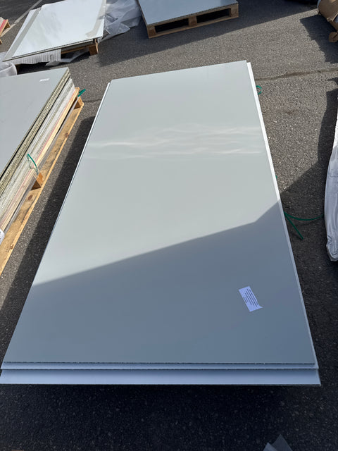 Alumiinikennolevy primer vaaleanharmaa 1200x3000mm, 39m2 erä