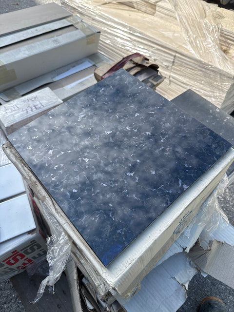 Lattia-/seinälaatta 300x300x9mm, 3,6m2 erä