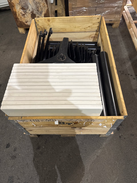 Bistropöytä 13kpl erä