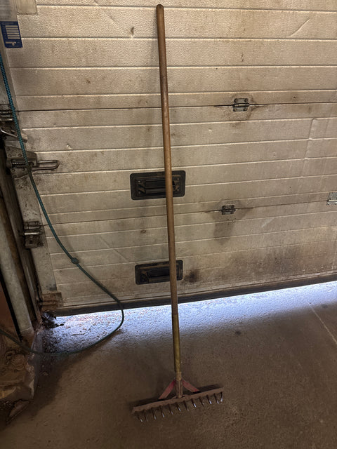 Metalliharava