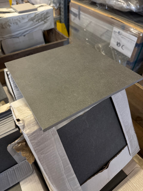 Tumma plomb karhea laatta 300x300x8mm, 5,5m2 erä
