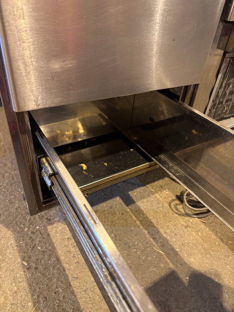 Bistro kylmävetolaatikosto L800 altaalla