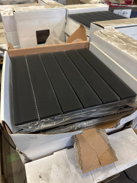 Mattamusta lasilaatta 300x300x8mm, m2/paketti/hinta