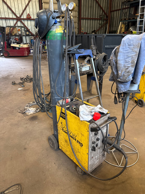 Esab Power Compact 250 MIG hitsauslaite