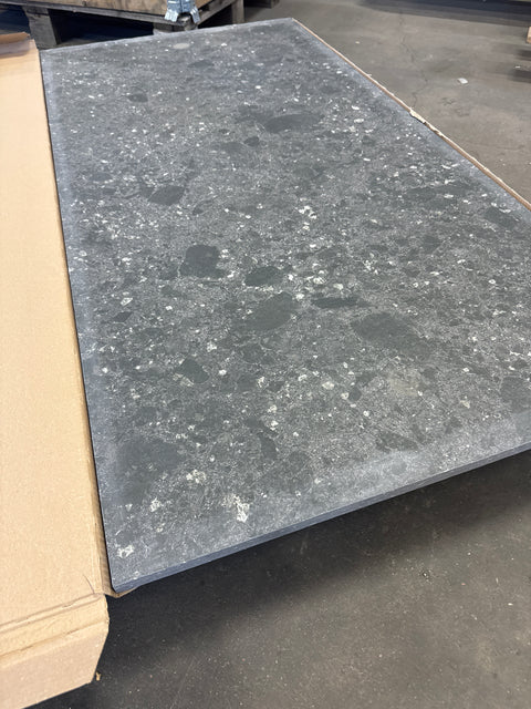 Isolaatta sileä tumma 750x1500x9mm, 2kpl erä