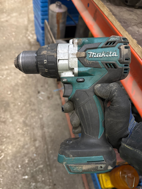 Makita ruuvinväännin