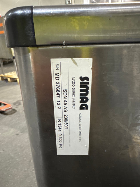 Simag SDN-45 Jääpalakone 50x60x90cm