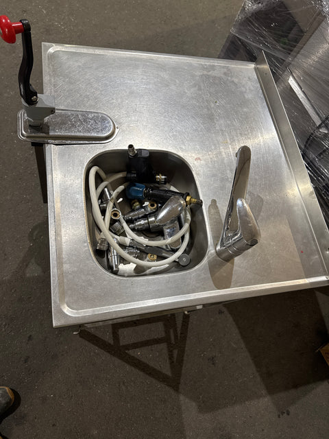 Rst-allaspöytä letkurullalla 78x70x90cm