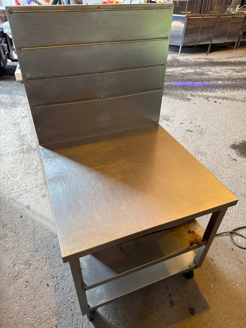 Rst-pöytä 80x75cm